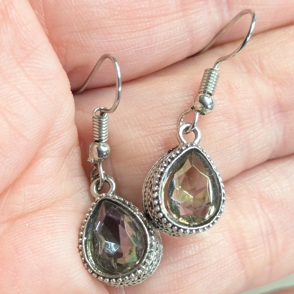 Teardrop Dangle Earrings Silver Tone Iridescent Boho Filigree Tear Drop Mystical